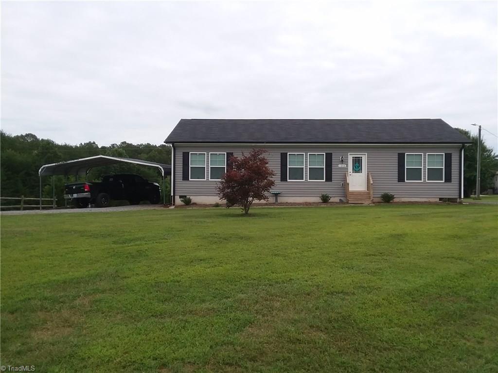 1255 William Fowler Road King, NC 27021 - Photo 4 of 19