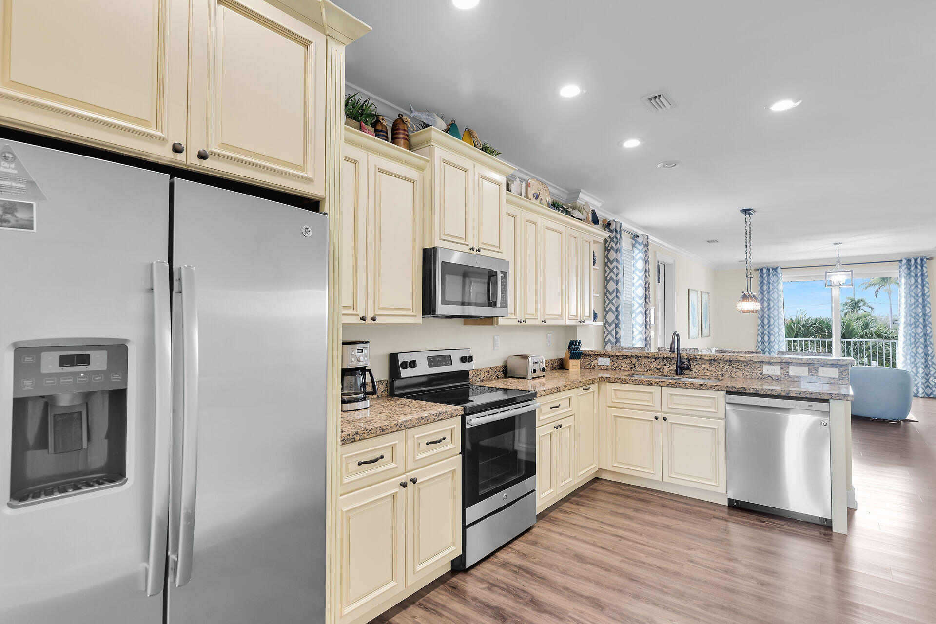 219 Sombrero Beach Road Marathon, FL 33050 - Photo 12 of 56 virtual-tour-360952-32