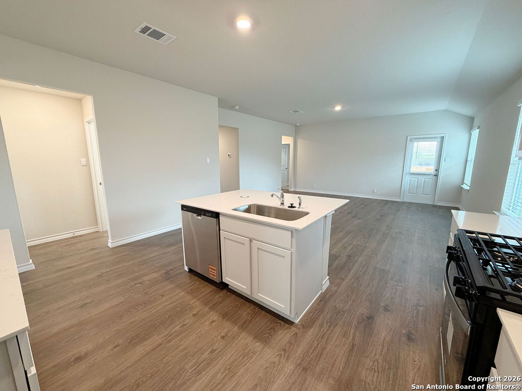 322 Steele Way Cibolo, TX 78108 - Photo 13 of 49