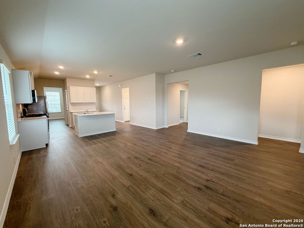 322 Steele Way Cibolo, TX 78108 - Photo 5 of 49