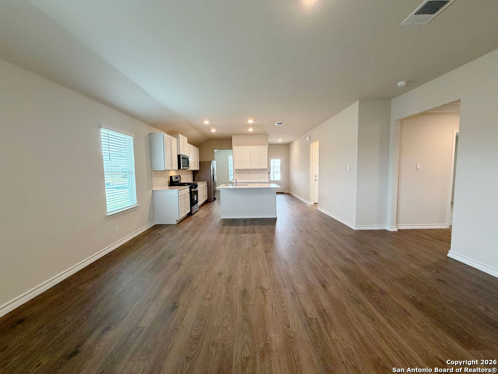 322 Steele Way Cibolo, TX 78108 - Photo 6 of 49