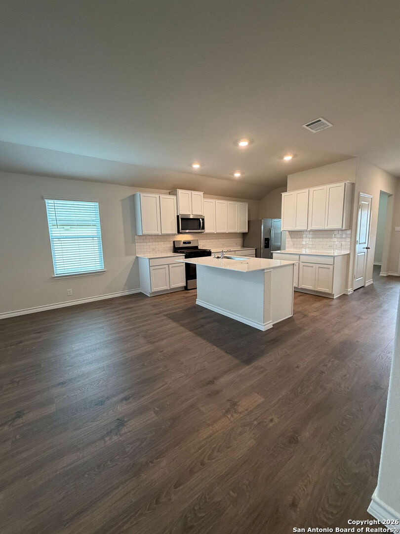 322 Steele Way Cibolo, TX 78108 - Photo 9 of 49