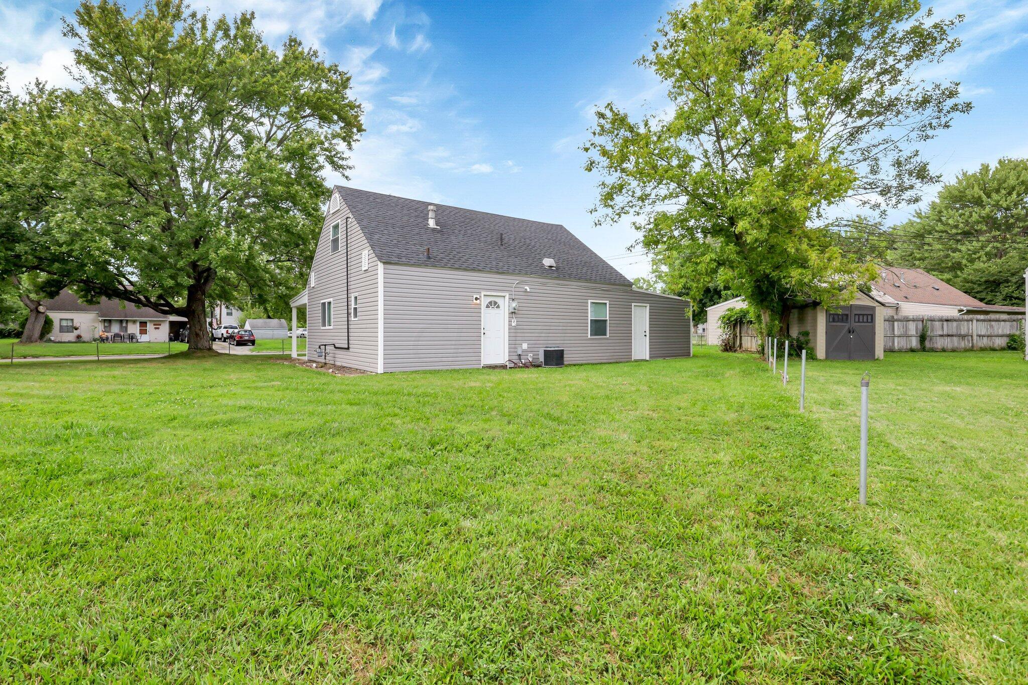 792 Exeter Road Whitehall, OH 43213 - Photo 31 of 38 34-web-or-mls-IMG_2750