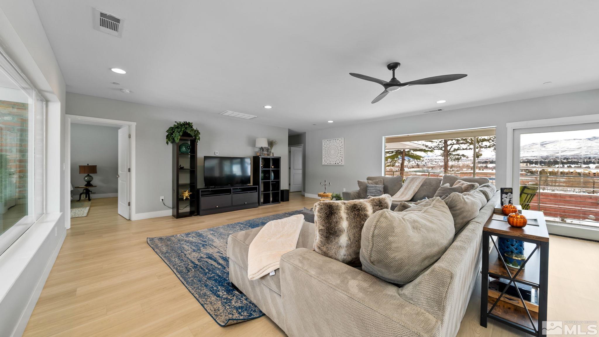 885 Marsh Avenue Reno, NV 89509 - Photo 21 of 40 Photo 21