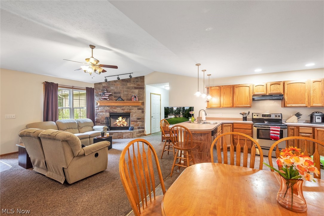 962 Sunset Circle Rome, OH 44085 - Photo 12 of 31