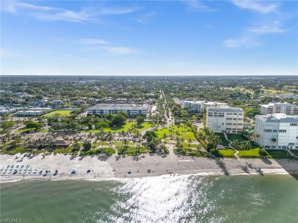 $599,000 | 1300 Gulf Shore Boulevard North, Unit 109, Naples, FL 34102