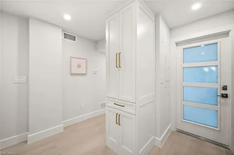 $599,000 | 1300 Gulf Shore Boulevard North, Unit 109, Naples, FL 34102