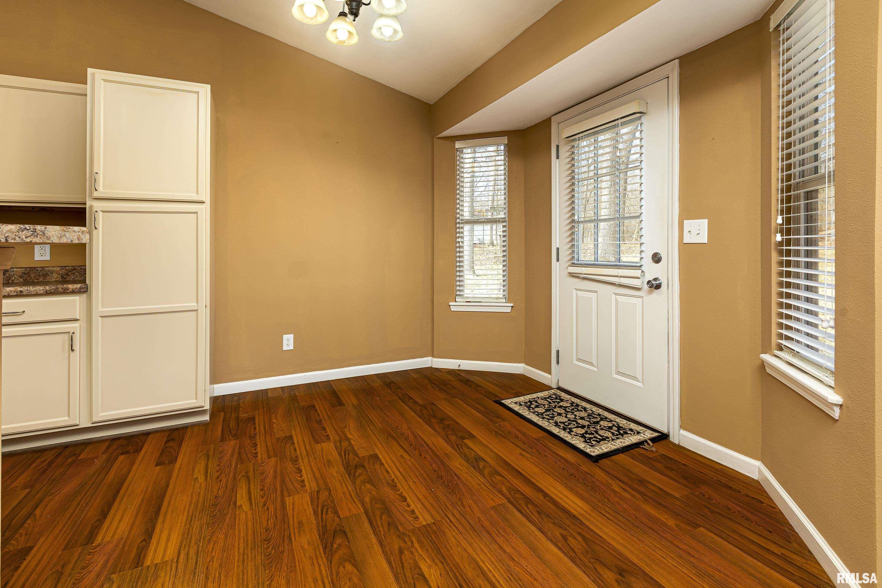 1904 Spring Garden Road Marion, IL 62959 - Photo 13 of 30