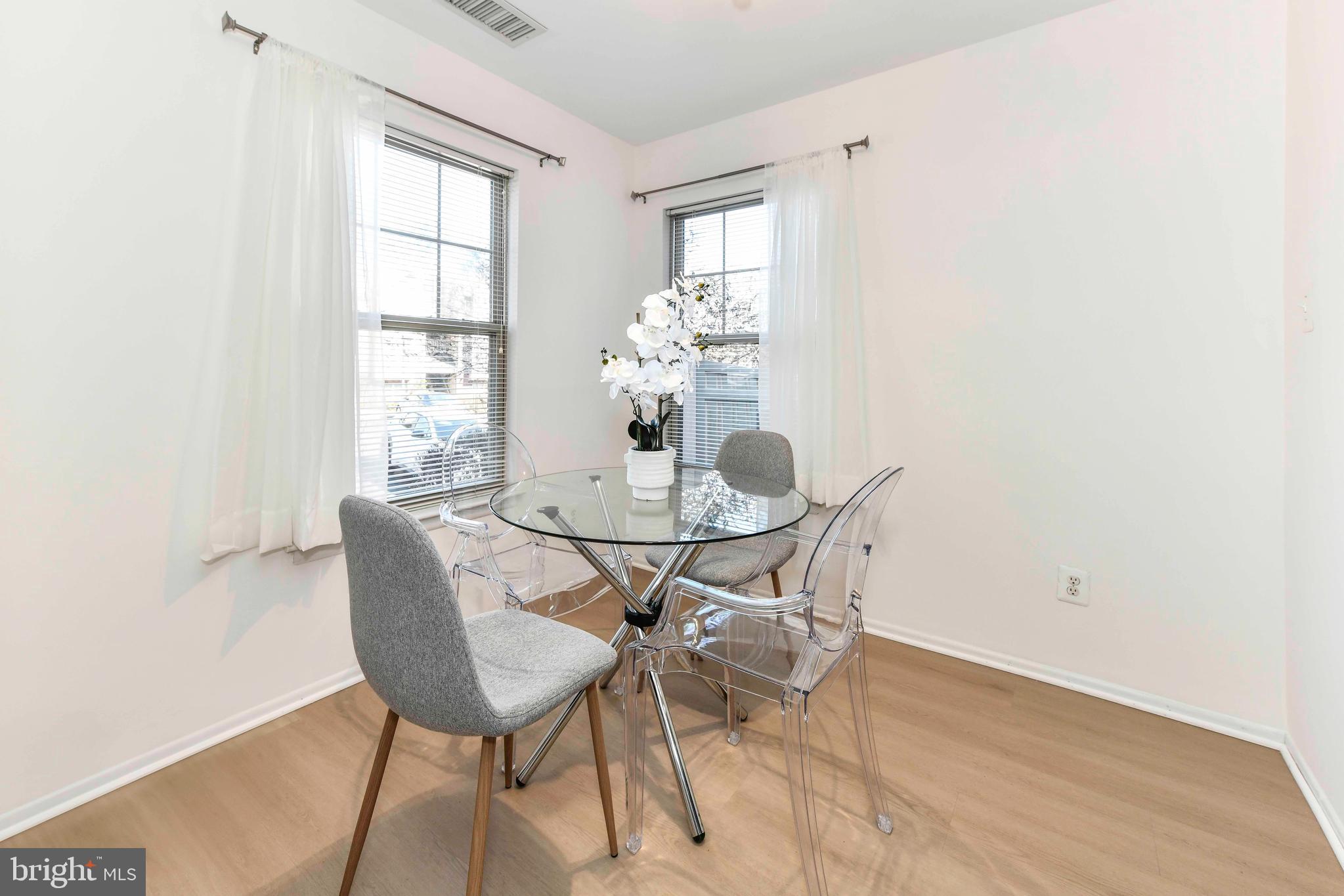 1783 Jonathan Way, Unit 1783A Reston, VA 20190 - Photo 4 of 27 Gallery Image 4