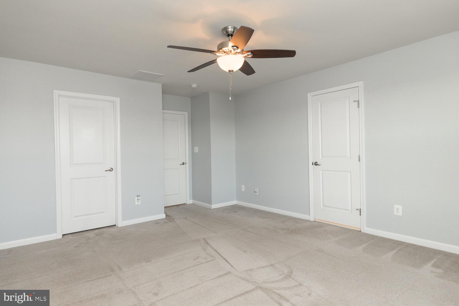 212 Fiesta Drive Stephenson, VA 22656 - Photo 18 of 37 Owners suite with walk-in closet