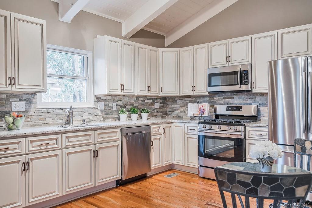 2011 Marquesas Avenue, Unit 11 Tega Cay, SC 29708 - Photo 9 of 20 Gallery Image 9