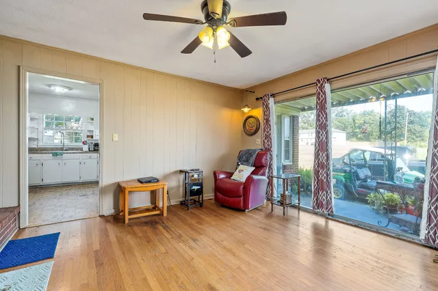 $279,000 | 5048 Manchester Highway, Morrison, TN 37357