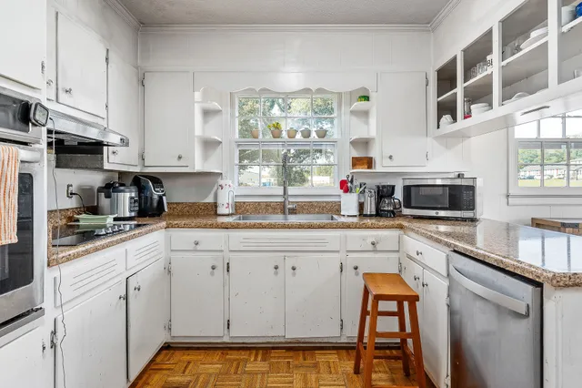 $279,000 | 5048 Manchester Highway, Morrison, TN 37357