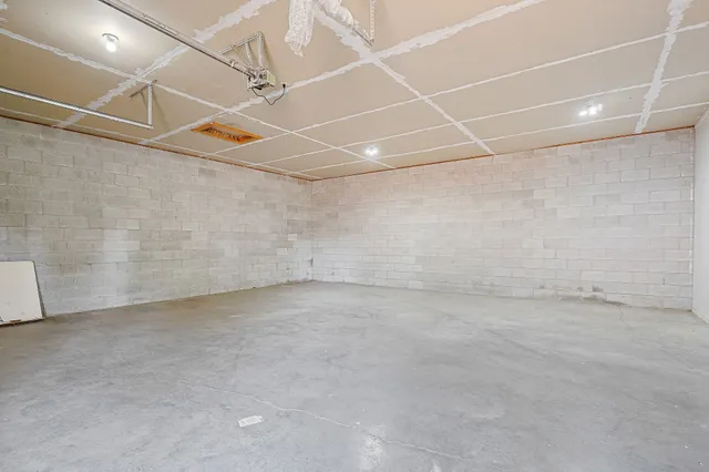 $279,000 | 5048 Manchester Highway, Morrison, TN 37357