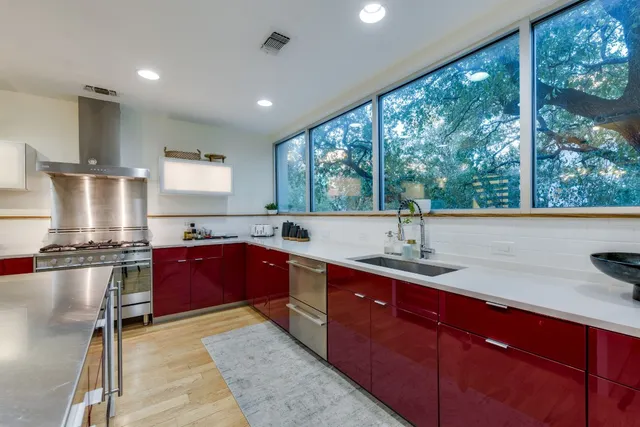 $1,090,000 | 2301 South 5th Street, Unit 5, Austin, TX 78704