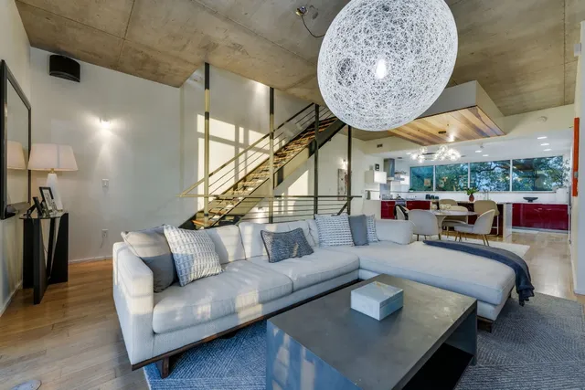 $1,090,000 | 2301 South 5th Street, Unit 5, Austin, TX 78704