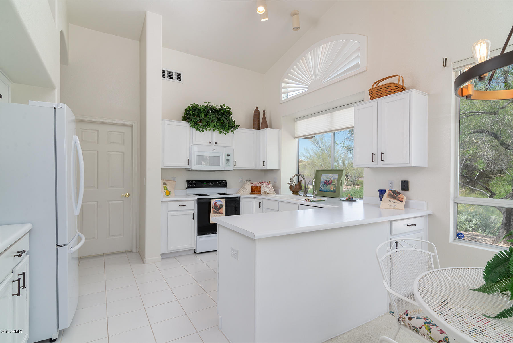 7530 Rugged Ironwood Road Gold Canyon, AZ 85118 - Photo 6 of 42 DSC_0901