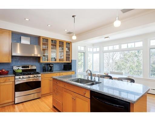 29 Shaw Road Brookline, MA 02467 - Photo 7 of 16