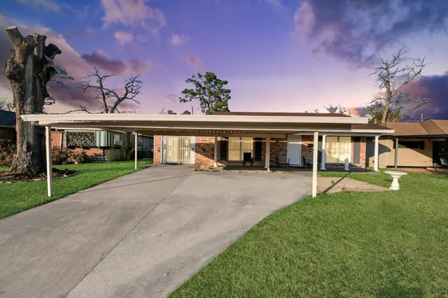 $190,000 | 6319 Guadalupe Street, Houston, TX 77016