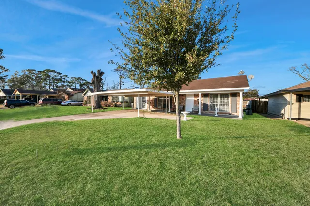 $190,000 | 6319 Guadalupe Street, Houston, TX 77016