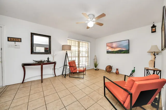 $190,000 | 6319 Guadalupe Street, Houston, TX 77016