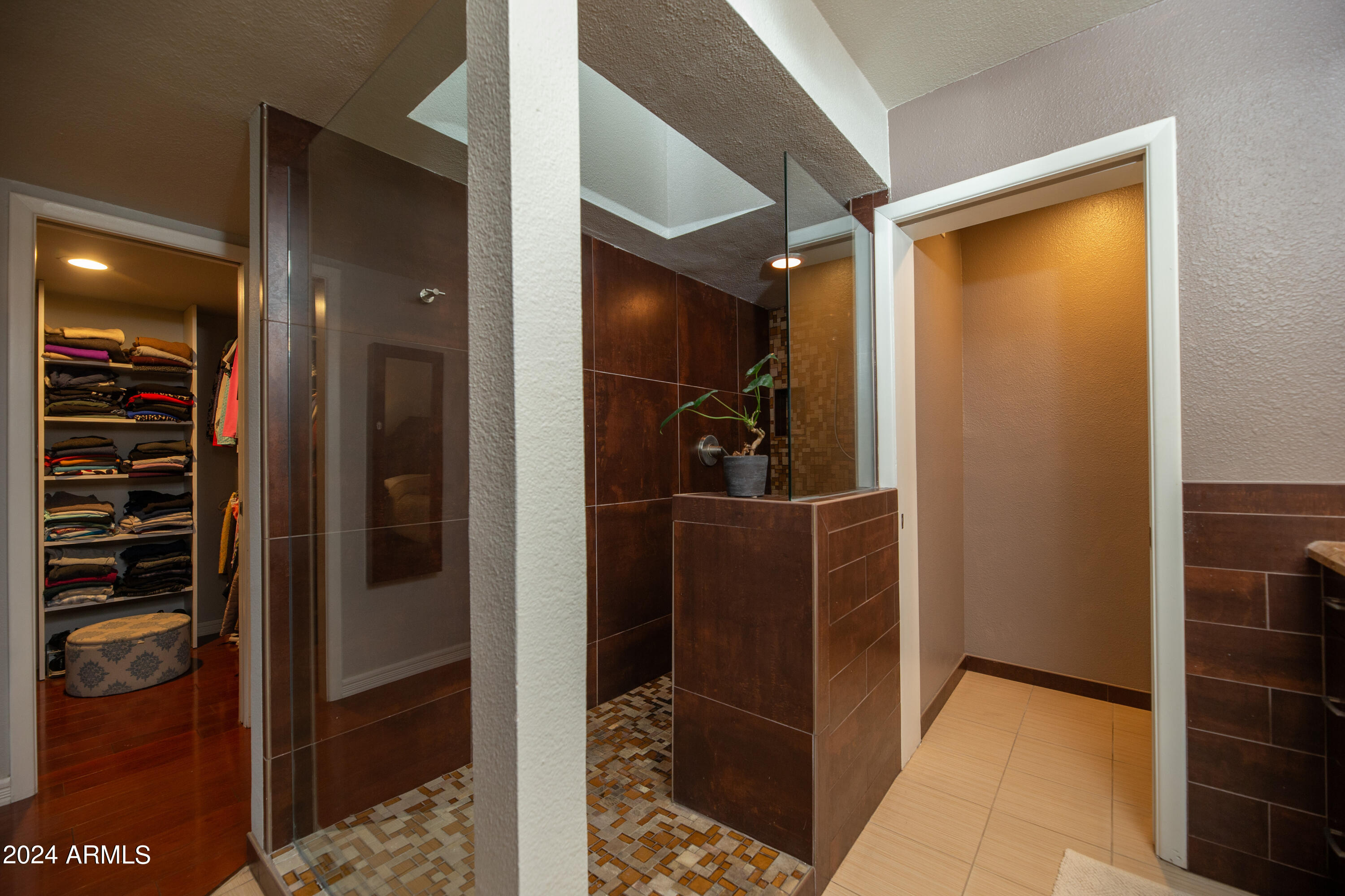 7760 East Gainey Ranch Road, Unit 5 Scottsdale, AZ 85258 - Photo 31 of 51 Primary shower