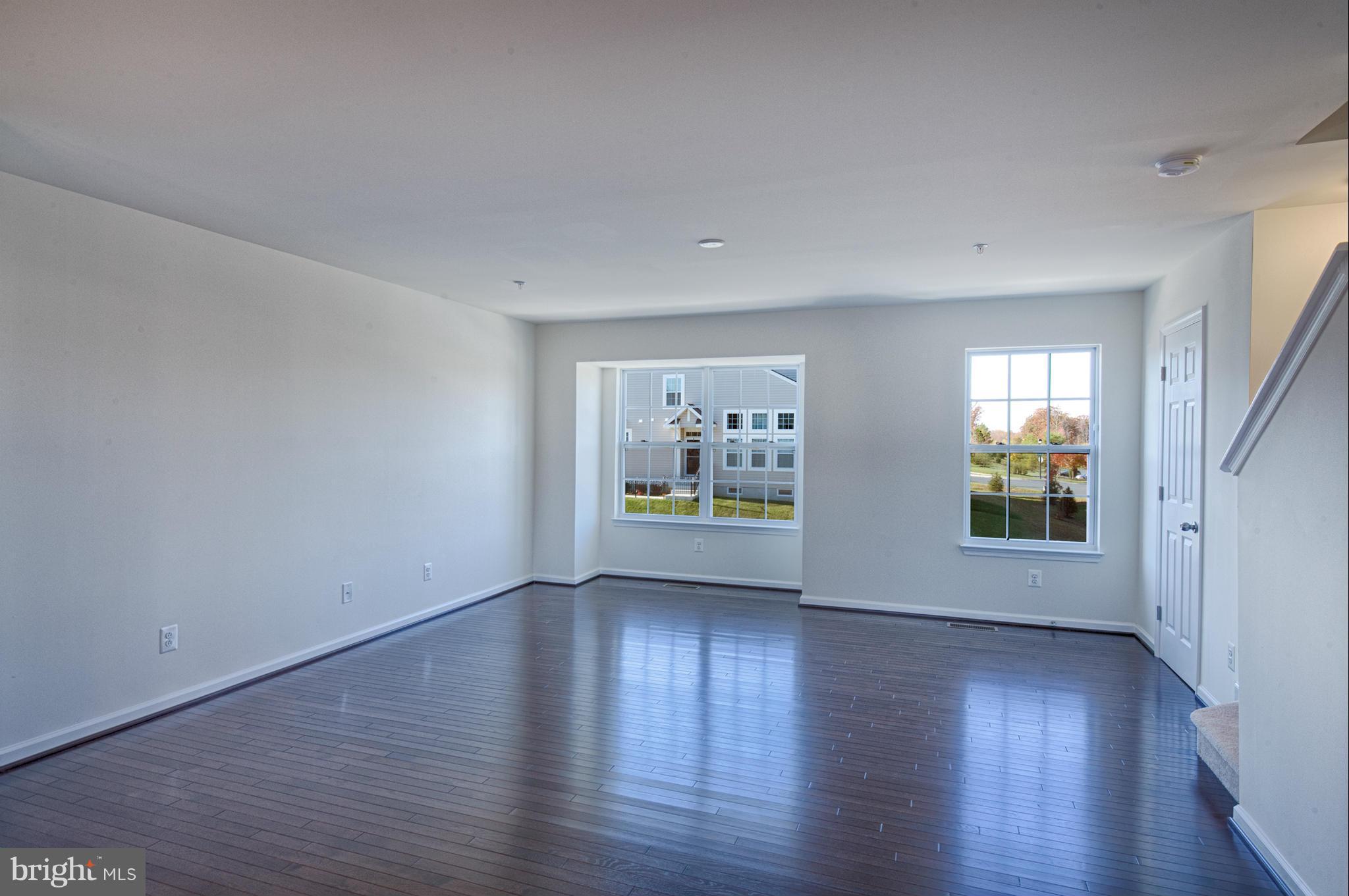 1330 Millar Road Aberdeen, MD 21001 - Photo 12 of 29 Living Room