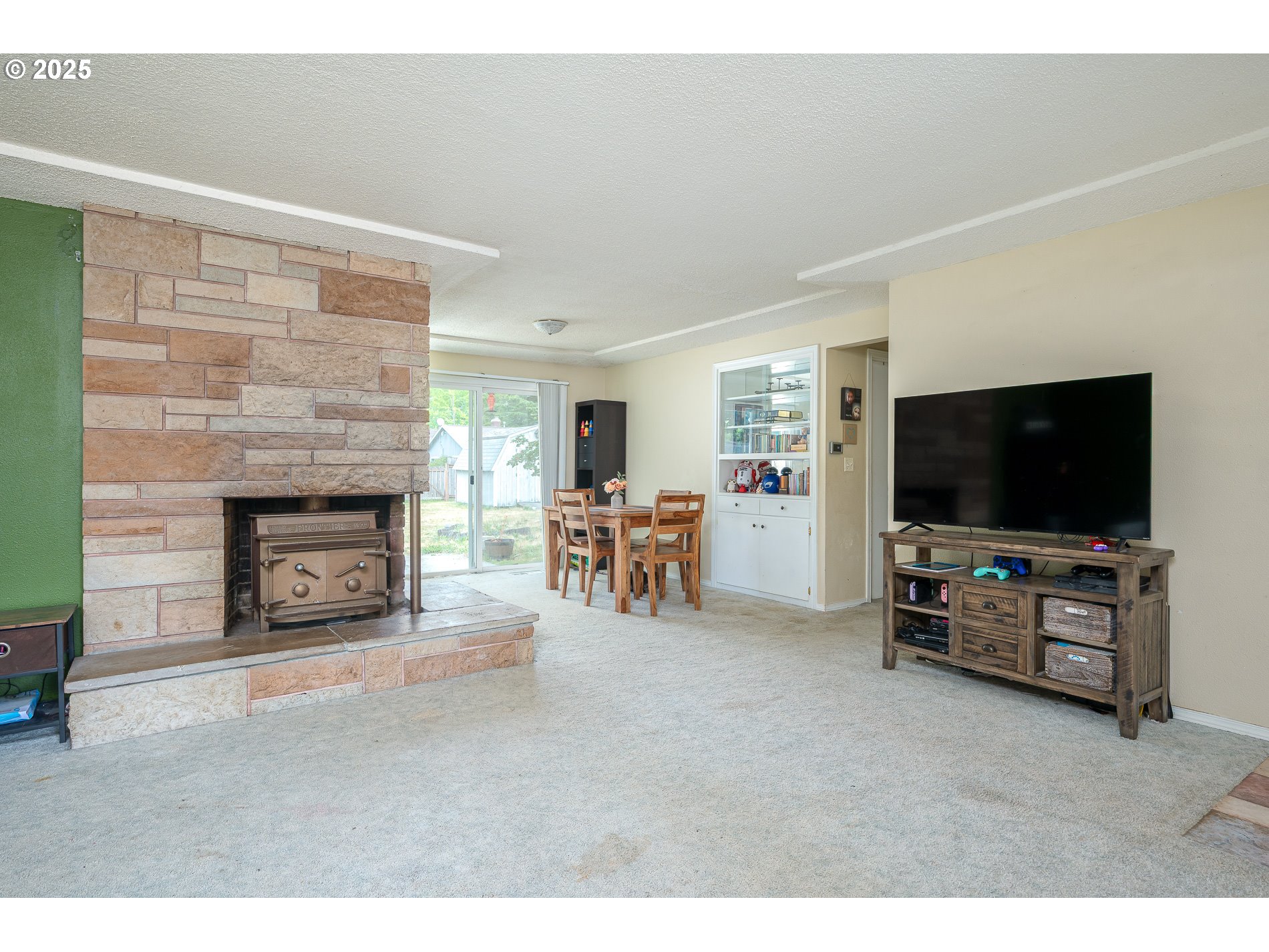 1505 Northwest 4th Street Gresham, OR 97030 - Photo 6 of 31