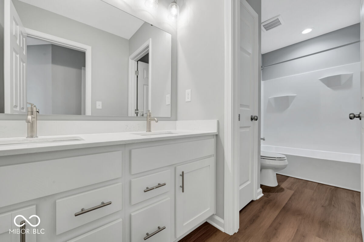 1109 Ridgevine Road Greenwood, IN 46143 - Photo 31 of 47 Gallery Image 31