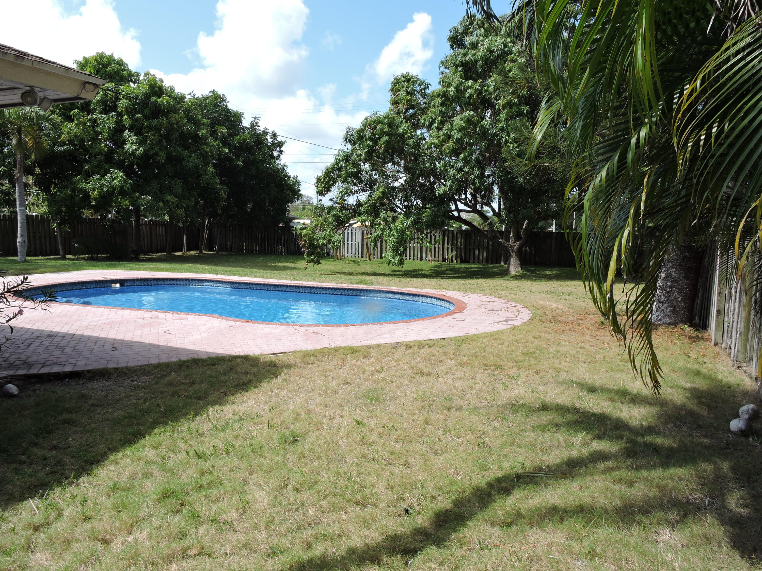 493 Northwest 6th Street Boca Raton, FL 33432 - Photo 19 of 23 2020-04-07 15.35.40