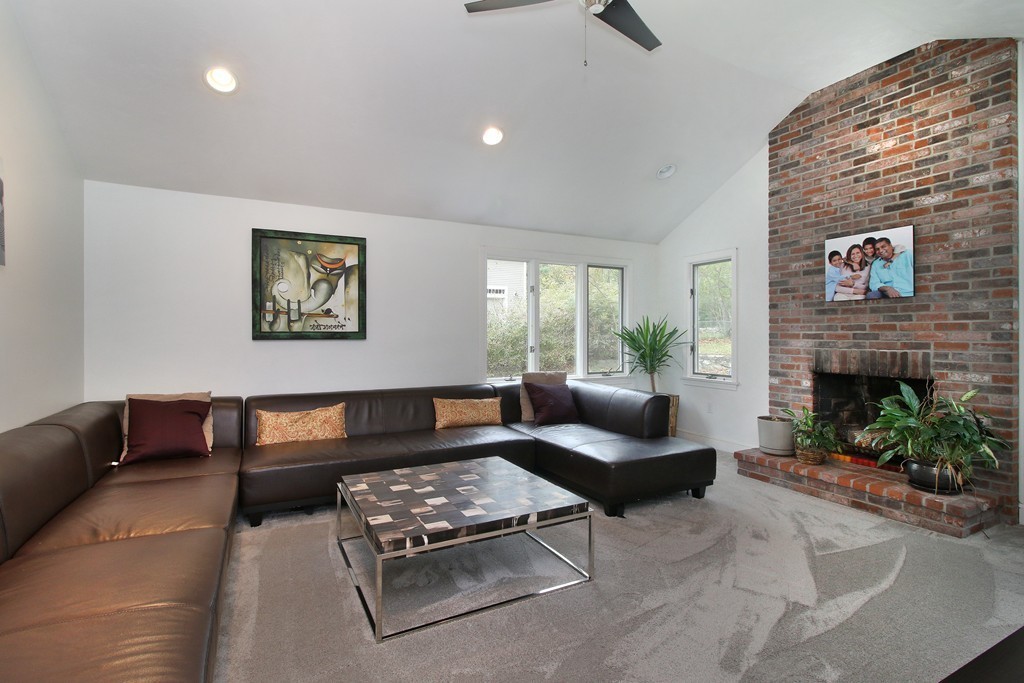 38 Gloucester Road Westwood, MA 02090 - Photo 14 of 26 Gallery Image 14