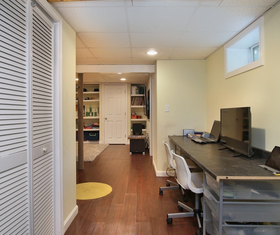 38 Gloucester Road Westwood, MA 02090 - Photo 23 of 26 Gallery Image 23