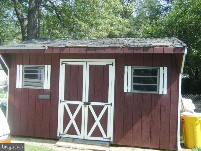 8426 Bay Road Pasadena, MD 21122 - Photo 11 of 16 Shed