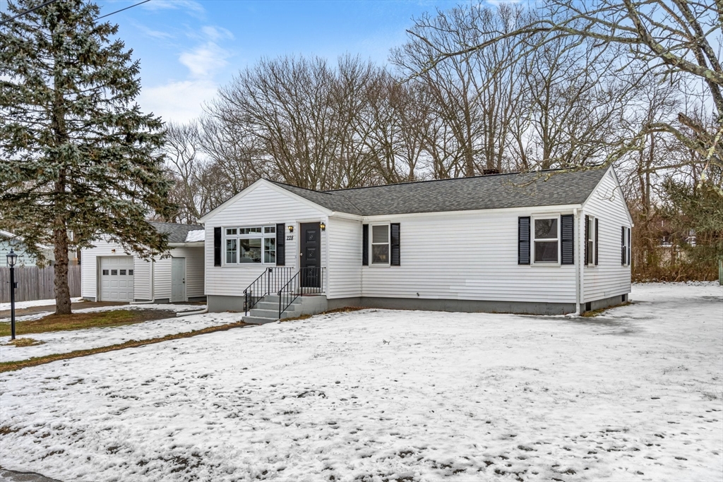 228 Sherman Road Somerset, MA 02726 - Photo 1 of 26 Gallery Image 1