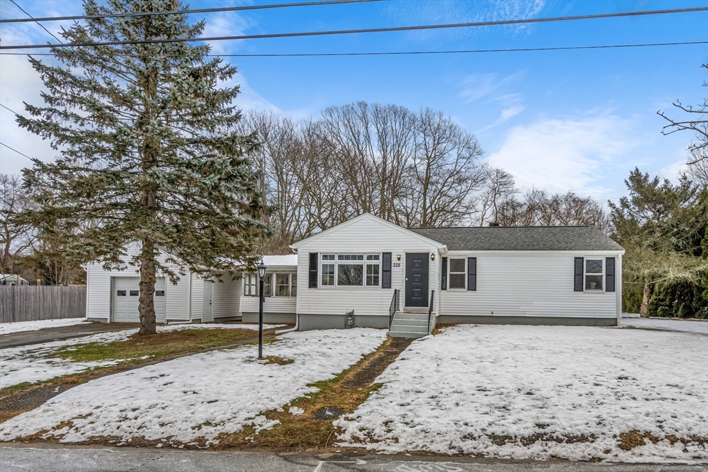 228 Sherman Road Somerset, MA 02726 - Photo 26 of 26 Gallery Image 26