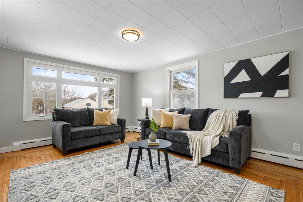 228 Sherman Road Somerset, MA 02726 - Photo 3 of 26 Gallery Image 3