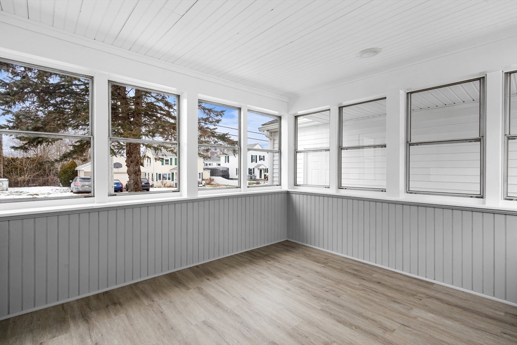 228 Sherman Road Somerset, MA 02726 - Photo 10 of 26 Gallery Image 10
