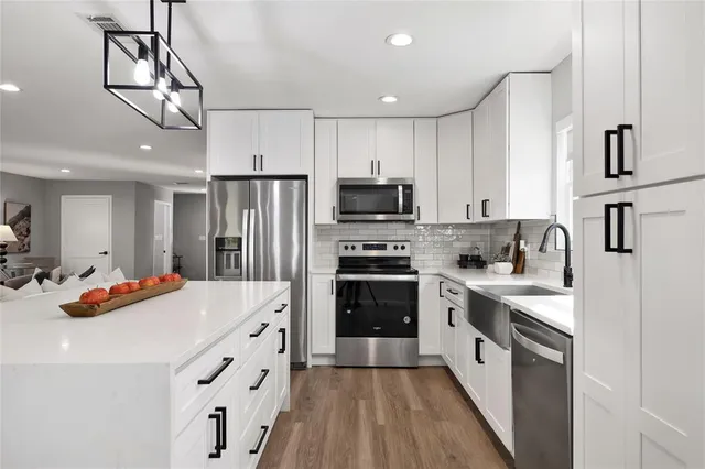 $539,000 | 2728 Livingston Avenue, Fort Worth, TX 76110