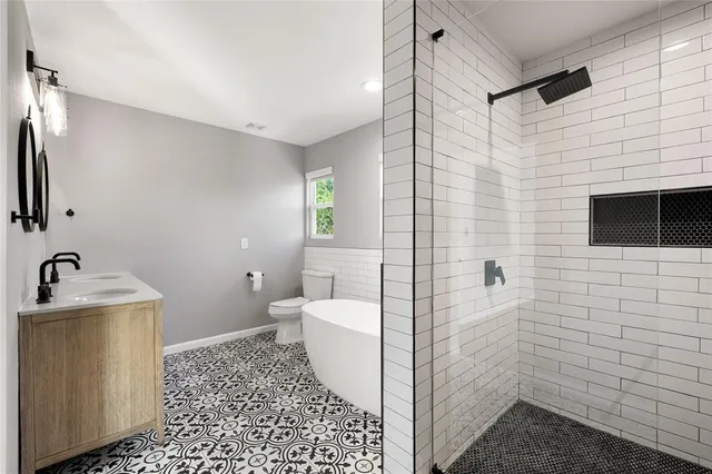 $539,000 | 2728 Livingston Avenue, Fort Worth, TX 76110