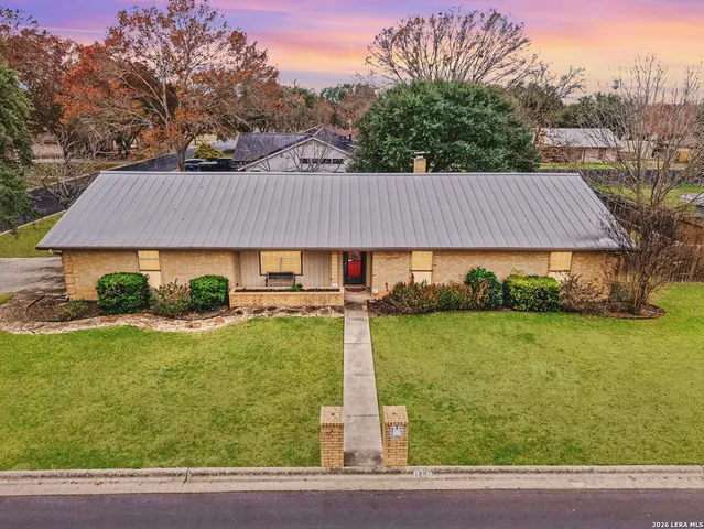 $555,000 | 1203 Clearwater Drive, New Braunfels, TX 78130