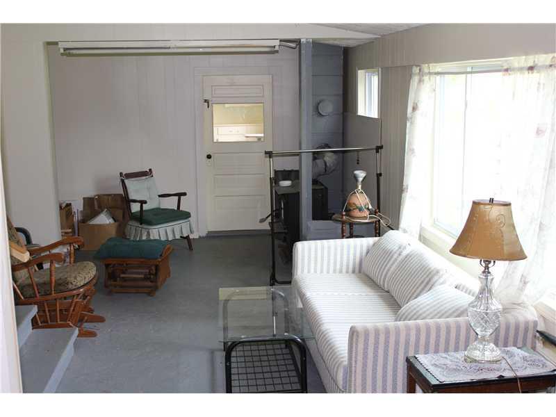 4 Fox Farm Road Augusta, ME 04330 - Photo 15 of 20 Den/Family/Great Room. Front family...