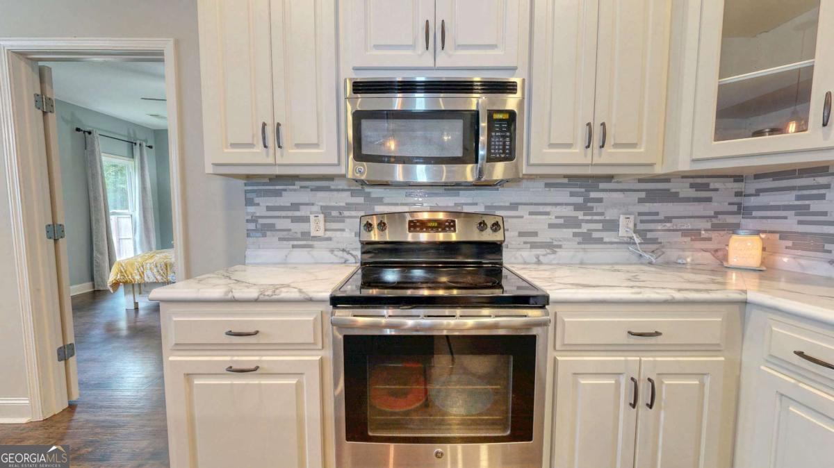 505 Trinity Avenue Brooklet, GA 30415 - Photo 8 of 34