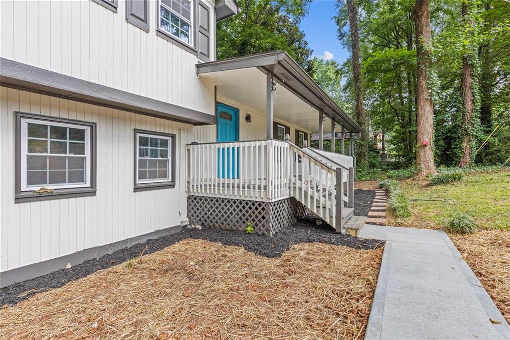 353 Old Rosser Road Stone Mountain, GA 30087 - Photo 4 of 46