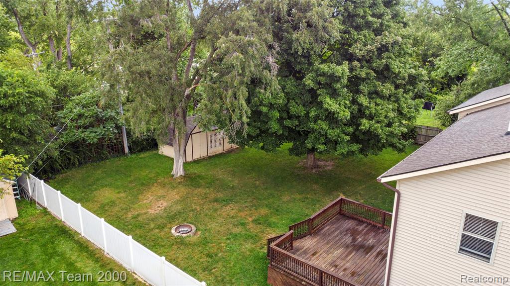 1895 Big Trail Road Walled Lake, MI 48390 - Photo 5 of 40 Gallery Image 5