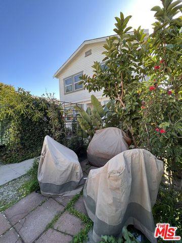 $2,200,000 | 114 Paloma Avenue, Venice, CA 90291