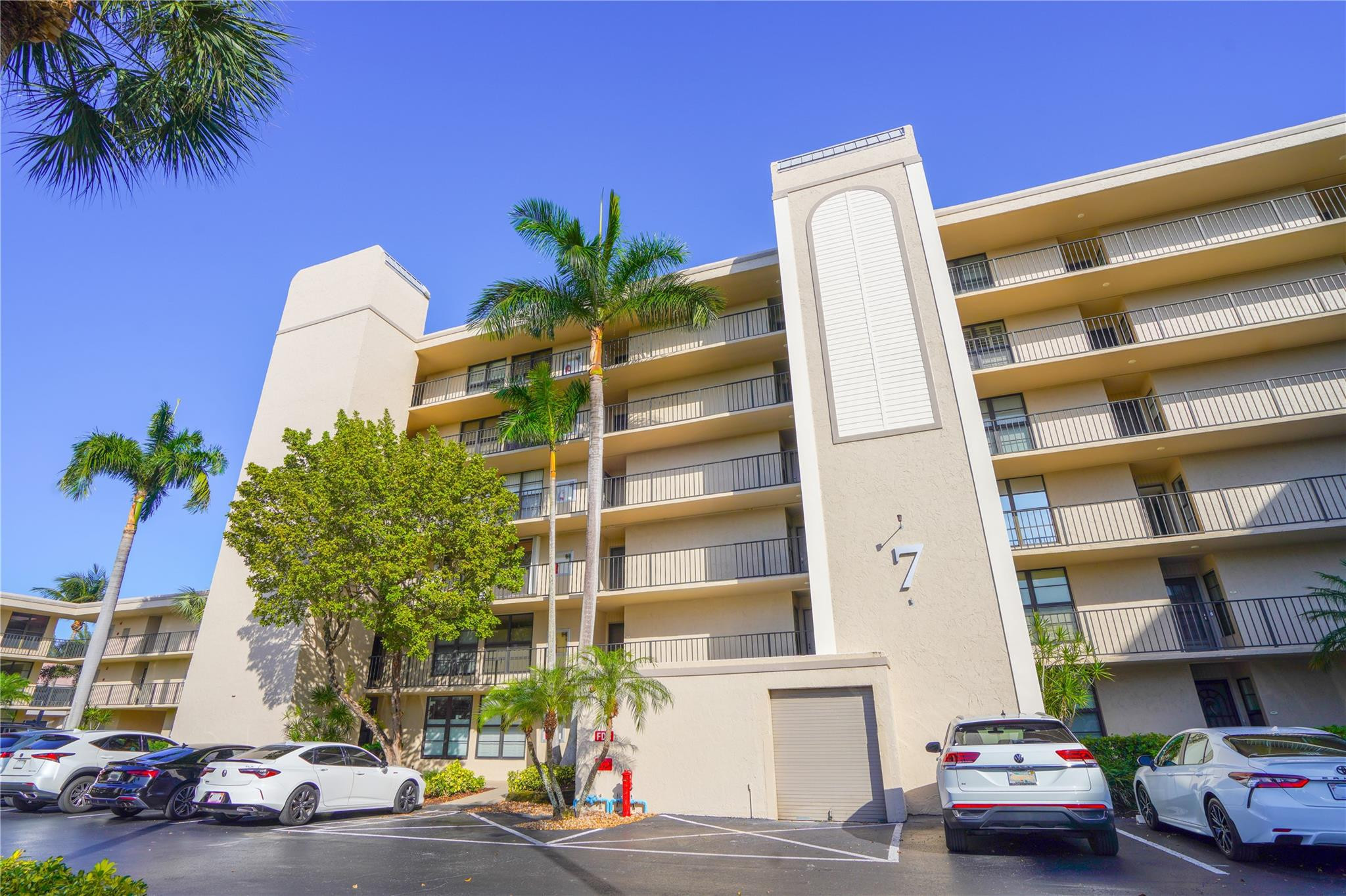 7 Royal Palm Way, Unit 304 Boca Raton, FL 33432 - Photo 21 of 30 Photo 21