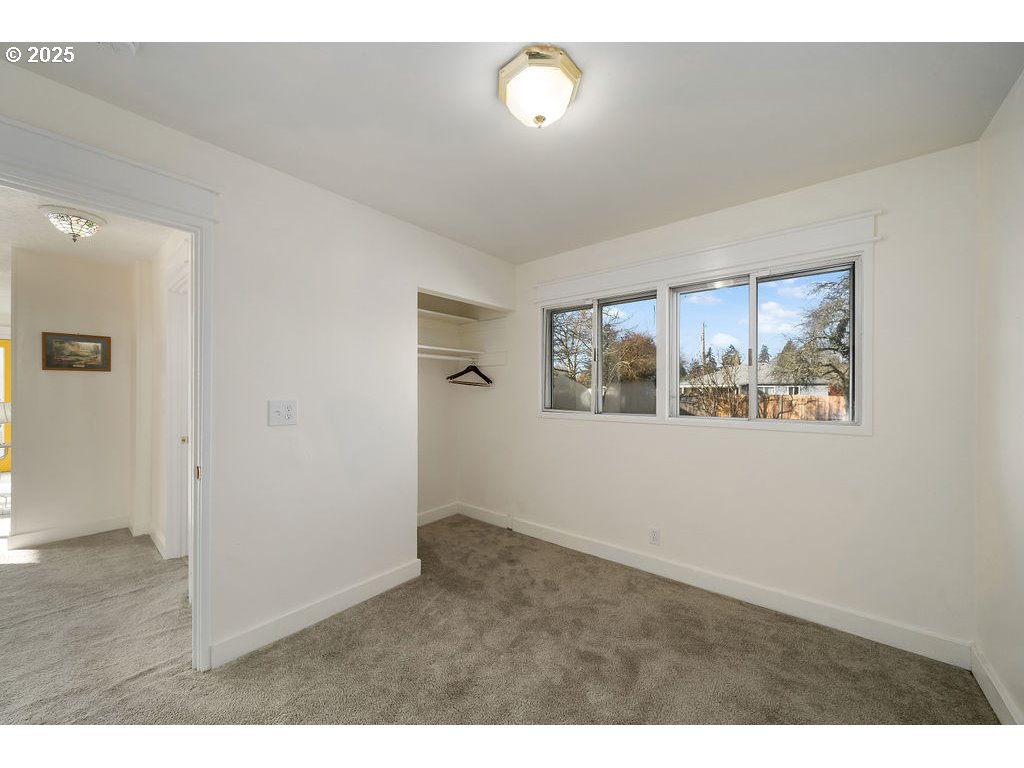 4105 Southeast 76th Avenue Portland, OR 97206 - Photo 24 of 42