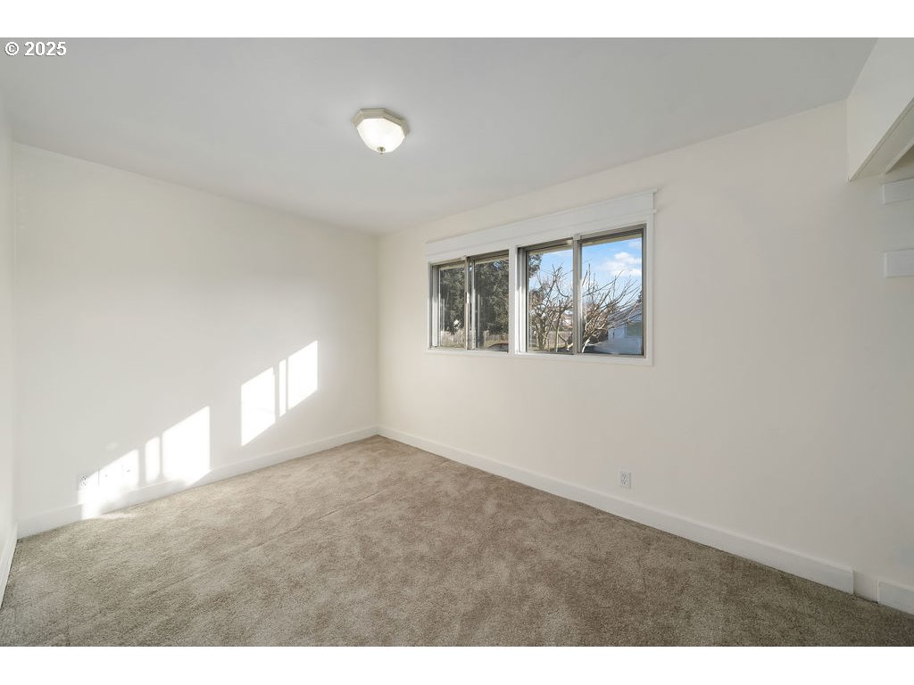 4105 Southeast 76th Avenue Portland, OR 97206 - Photo 26 of 42