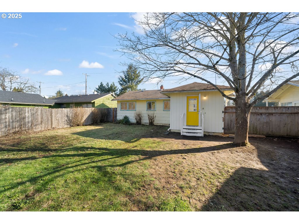 4105 Southeast 76th Avenue Portland, OR 97206 - Photo 35 of 42