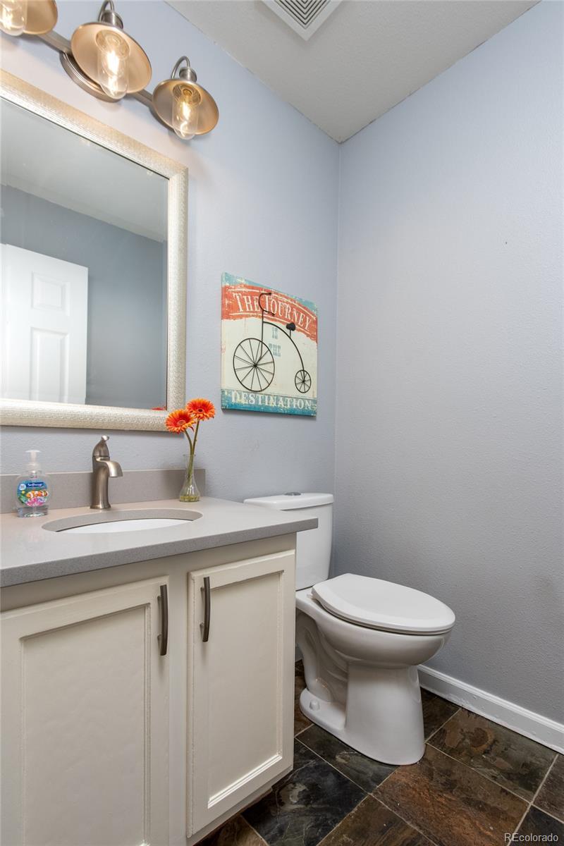 9875 West Castle Ridge Court Highlands Ranch, CO 80129 - Photo 17 of 39 Gallery Image 17